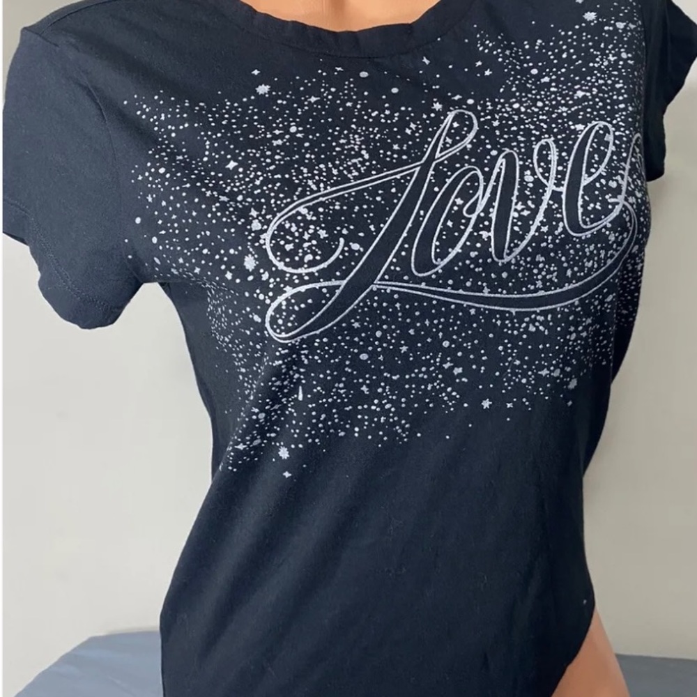 NWT Victoria Secret LOVE t shirt